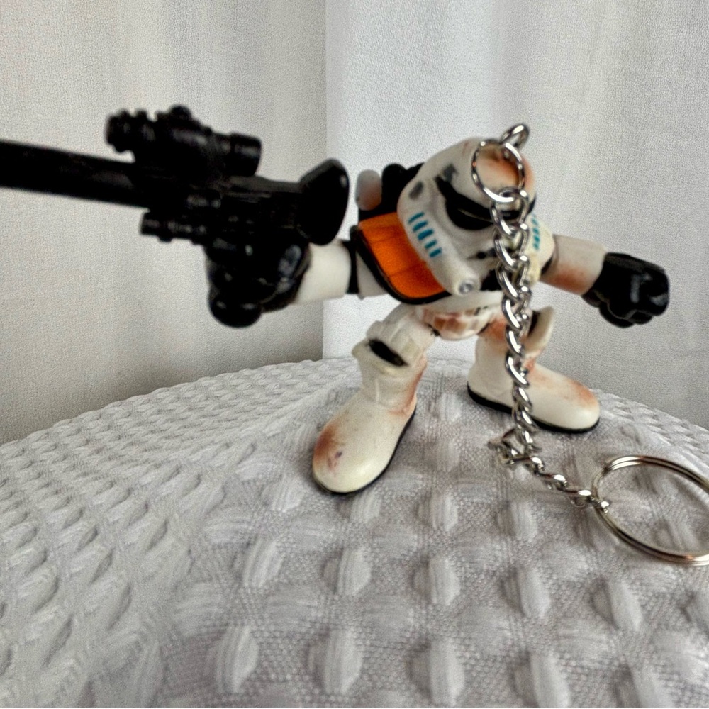 Purse Charm Star Wars Sandtrooper Keychain - Picture 4 of 8